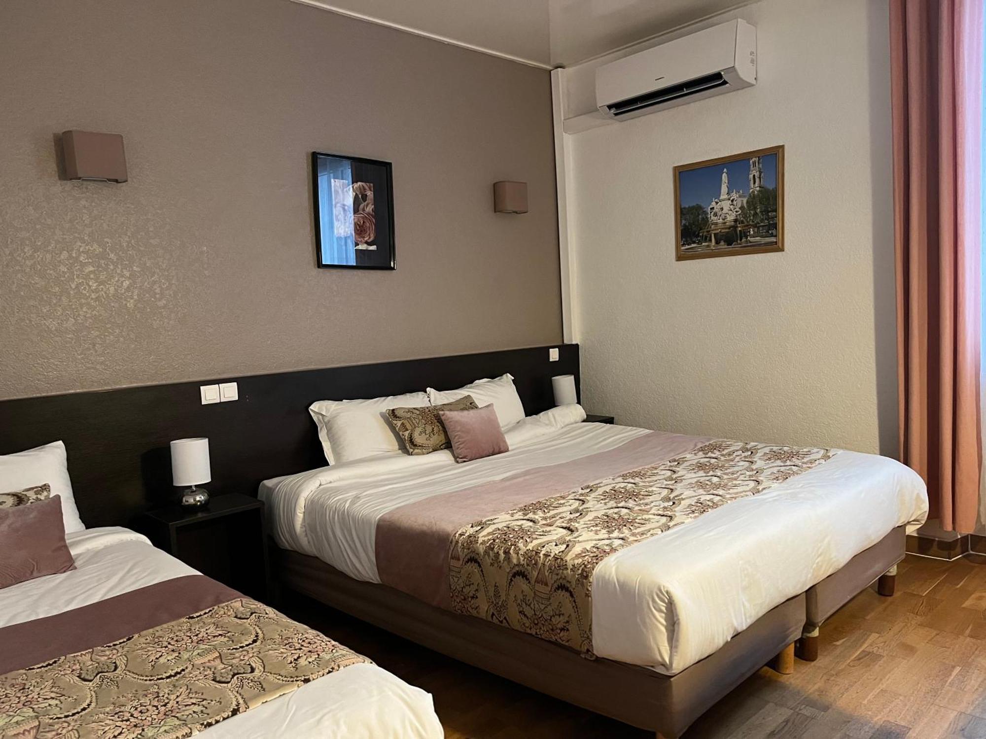 Empire Hotel Nimes Exterior photo